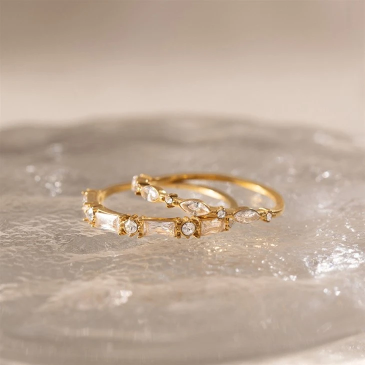 Polished Linear Mixed Stone Ring best