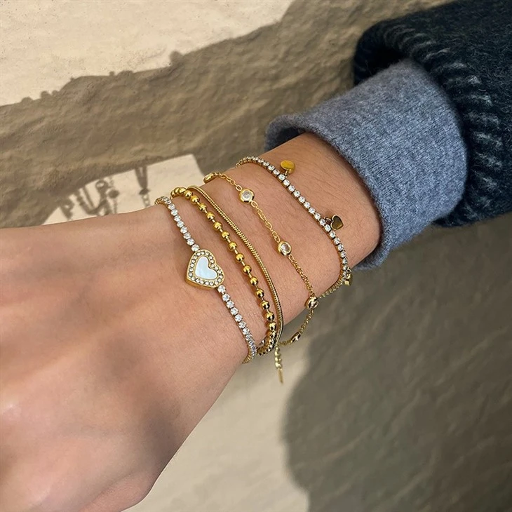 Polished Stainless Steel Zircon Bracelets manufacturers