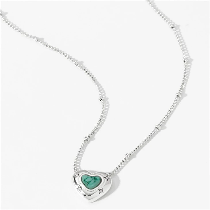 Vintage Heart Pendant Necklaces factory